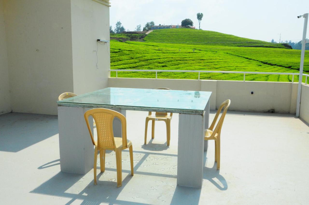 Rose Garden Enclave For Families & Executives Bed and Breakfast Ooty Buitenkant foto