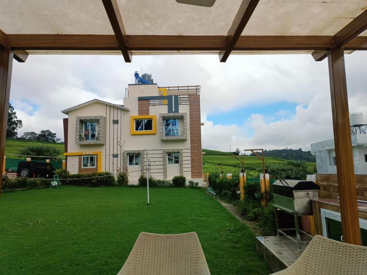 Rose Garden Enclave For Families & Executives Bed and Breakfast Ooty Buitenkant foto