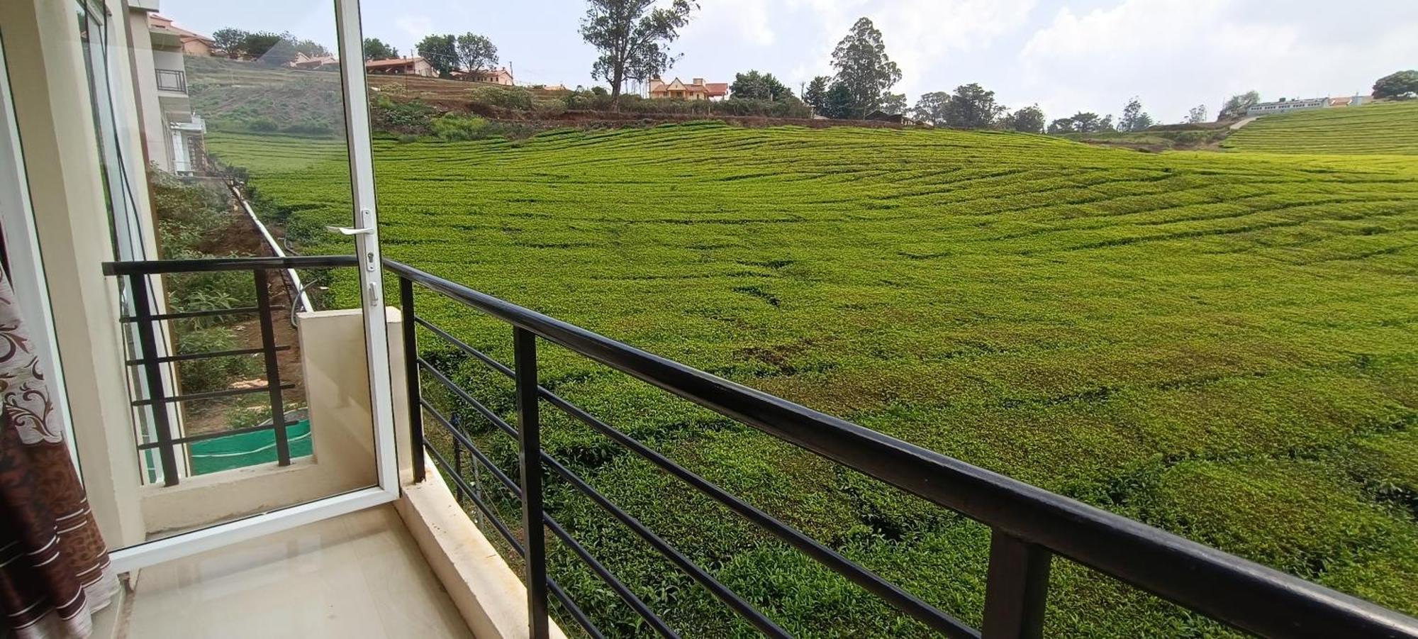 Rose Garden Enclave For Families & Executives Bed and Breakfast Ooty Buitenkant foto